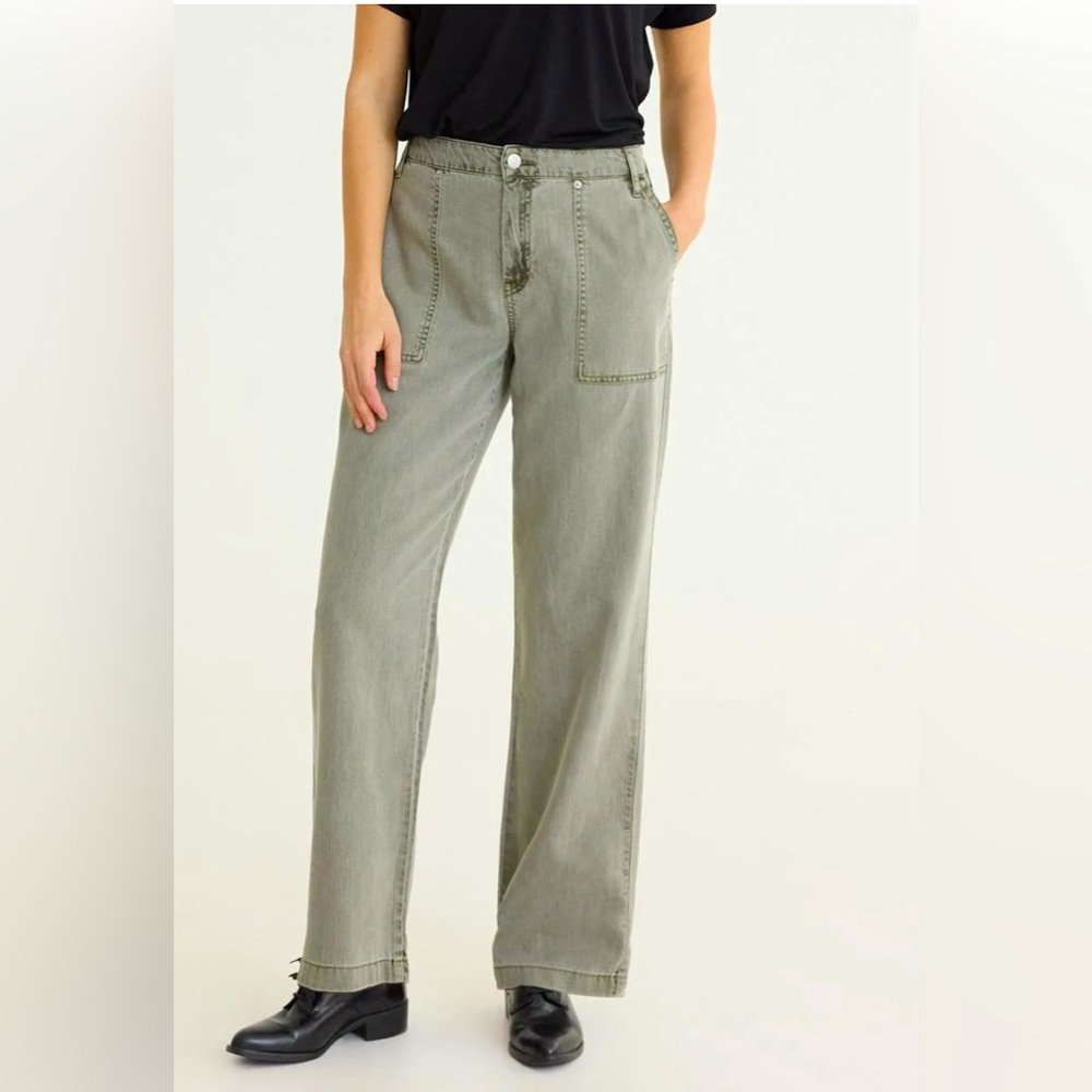 Reitmans straight leg mid rise utility pant